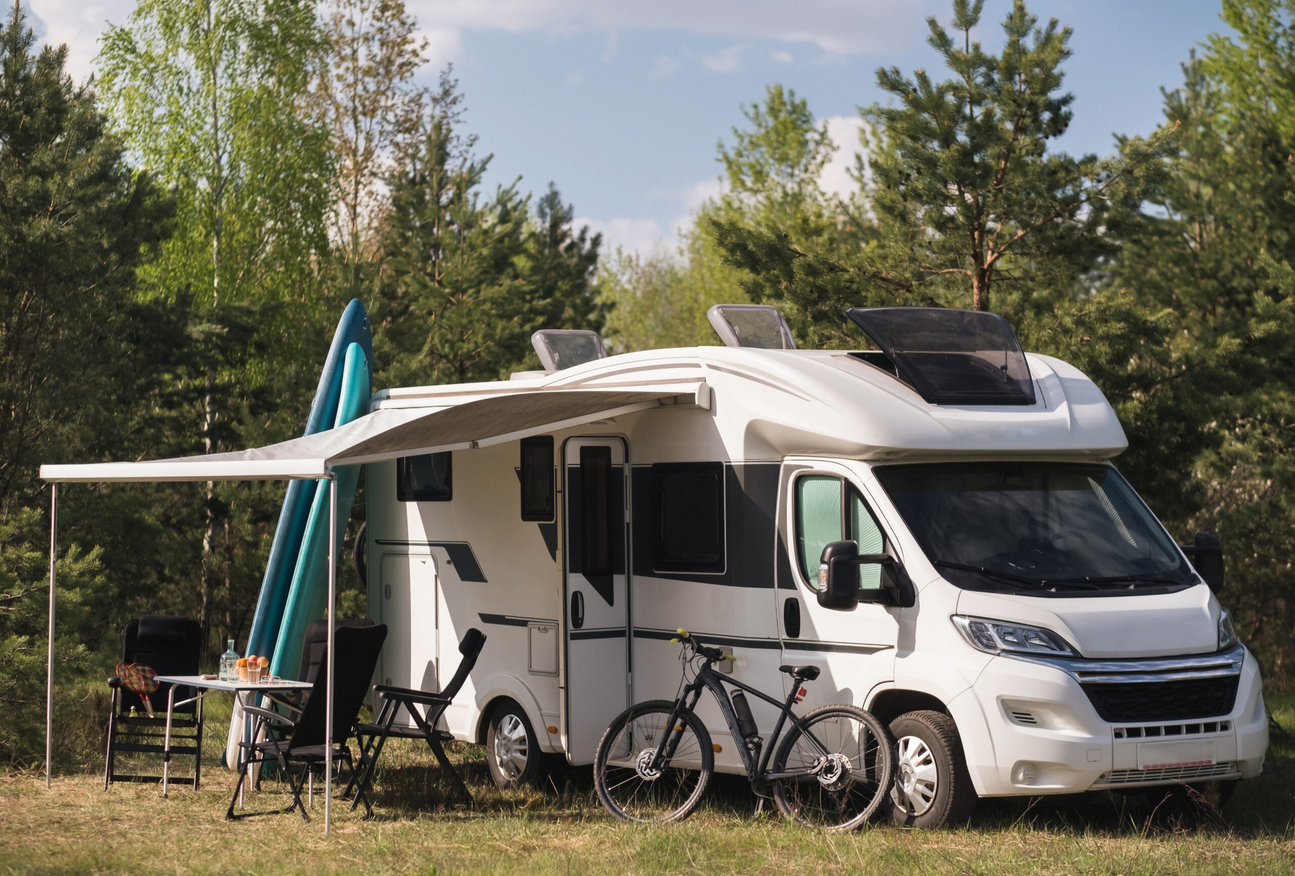 Accessories We Always Forget and That Are Key for Traveling in a Motorhome or Camper